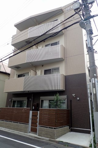 カサ・エストレヤの外観