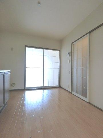 【居間・リビング】