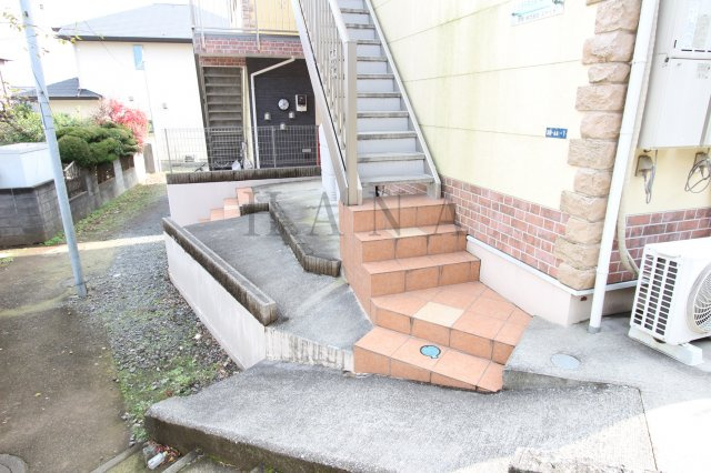 ピッコロカーサ ユナイトのエントランス