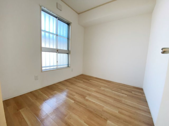 第1山田マンションの寝室|別号室の参考写真です。