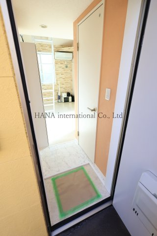 ユナイト 白楽エドモンドの杜の玄関