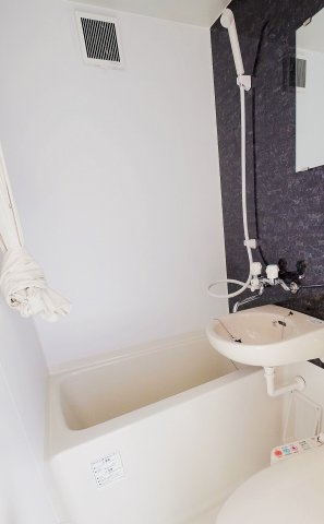 ユナイト小机 ステーションクロスビーの浴室|同タイプ参考写真です。