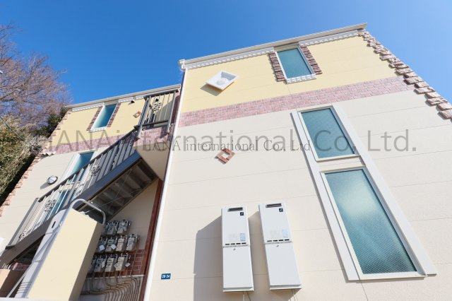 ユナイト日吉クイーン・マカダミアの外観