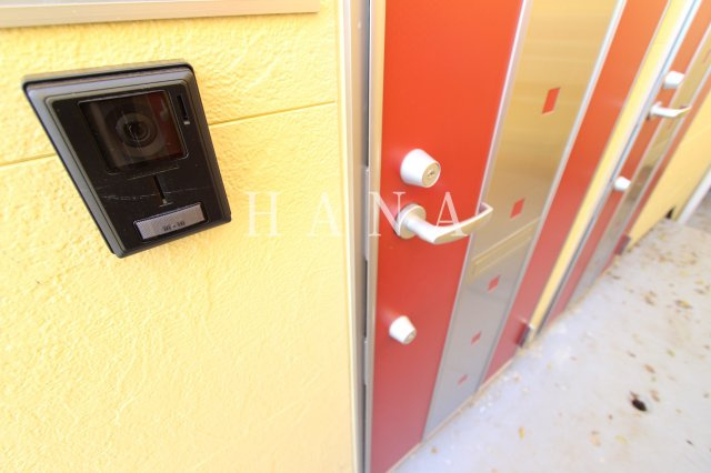 ユナイト日吉クイーン・マカダミアのエントランス