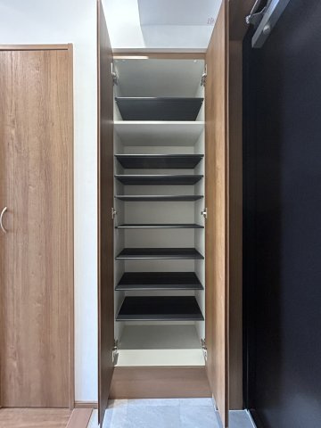 ステラコート北浦和の玄関