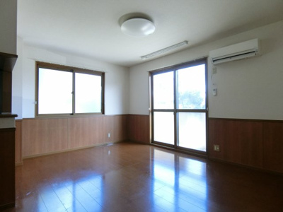 【居間・リビング】 | サンライト | 103号室の写真（イメージ）