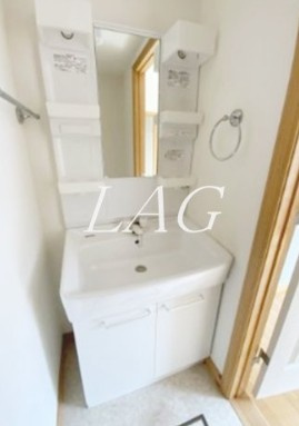 【洗面所】 | 三高・セリシール | 独立洗面台です。