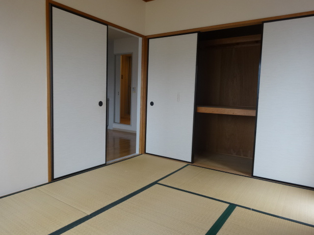 アミスター宝塚の寝室