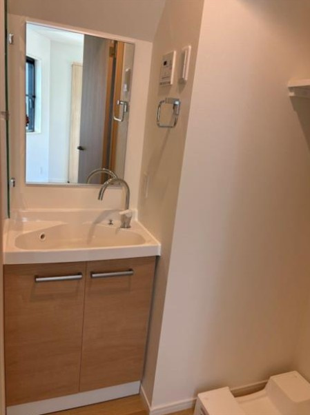 スワンクロスビルの洗面所