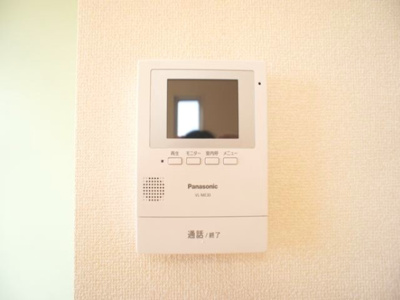 【セキュリティ】 | グラフィアスⅠ | 訪問者の確認ができるTVドアホン付きです♪