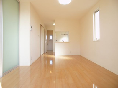 【居間・リビング】 | グラフィアスⅠ | 快適に過ごせるエアコンが付いています♪