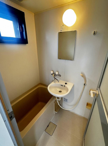 ローズガーデン駒沢　最上階　南向き　ロフト付きの浴室