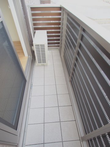 クオーレ大町東 A棟のバルコニー