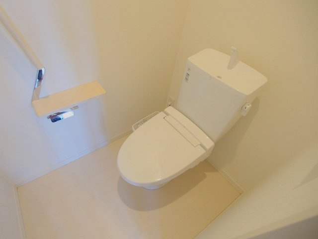 クオーレ大町東 A棟のトイレ