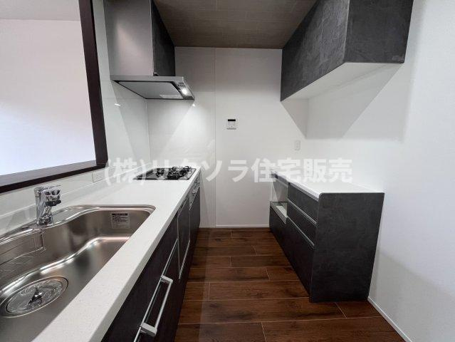 ひらかた北山アミスタ2号棟のキッチン|LDK16.5帖
■物件内覧・資金計画相談・住宅ローン相談、リフォーム相談、お問合せ受付中■
※当日・翌日のご内覧、ご相談はお電話でのお問合せがスムーズです！