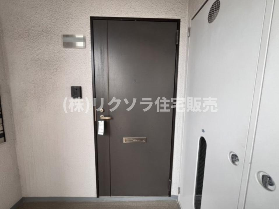 ひらかた北山アミスタ2号棟の玄関|■物件内覧・資金計画相談・住宅ローン相談、リフォーム相談、お問合せ受付中■
※当日・翌日のご内覧、ご相談はお電話でのお問合せがスムーズです！