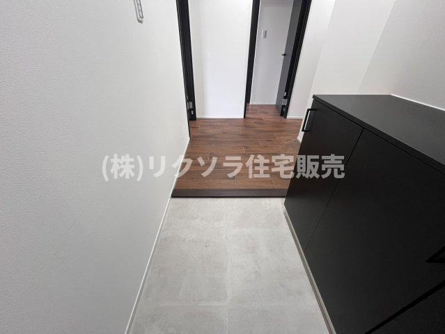 ひらかた北山アミスタ2号棟の内装|玄関収納付き
■物件内覧・資金計画相談・住宅ローン相談、リフォーム相談、お問合せ受付中■
※当日・翌日のご内覧、ご相談はお電話でのお問合せがスムーズです！