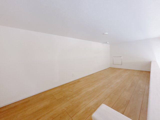 宇都宮市花房3丁目 2期 全2棟のキッチン|〇2号棟〇
後片付けもラクラクな食器洗乾燥機付！面倒な後片付けをお任せできます。時間と手間を節約し、ご家族との大切なひとときを増やします。
※2025年12月撮影