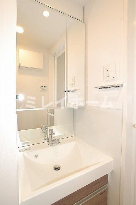 ステージグランデ大森アジールコートの洗面所