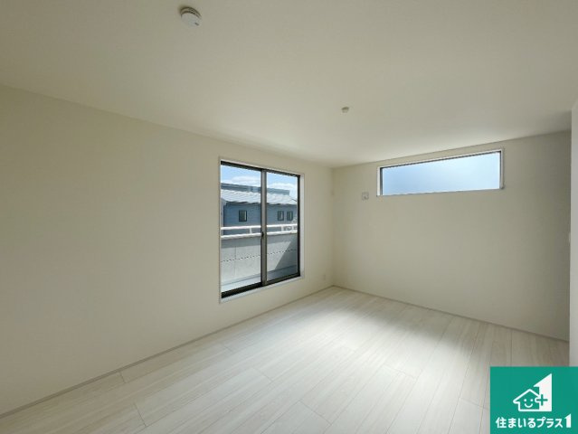 ■神戸市北区道場町日下部　第1期　新築一戸建ての洋室|シンプルな洋室は、自分好みのインテリアが楽しめます♪ご家族とインテリアや家具を選びに行くのは新築購入時の醍醐味の一つです。ぜひお楽しみください♪
