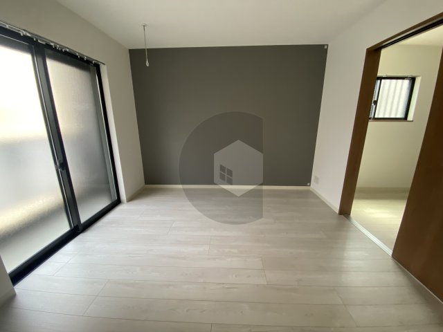 badge tomoi Nord 1の居間・リビング