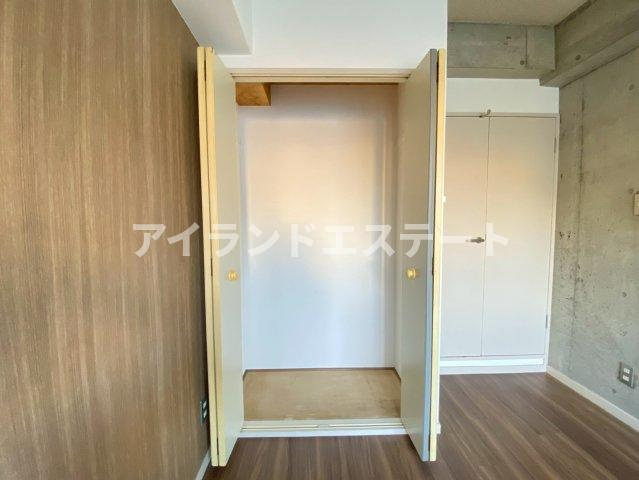 SPAAZIO R-655　角部屋　ディンプルキー　デザイナーズの収納