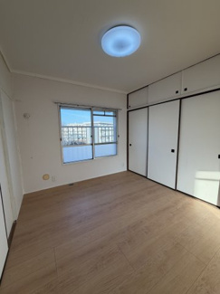 【洋室】 | 小室ハイランドC街区 | 5.5帖