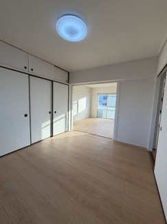 【洋室】 | 小室ハイランドC街区 | 5.5帖