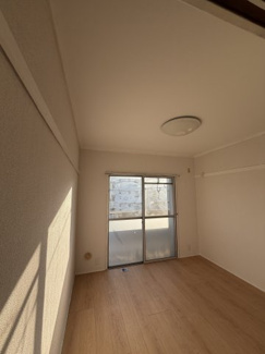 【洋室】 | 小室ハイランドC街区 | 4.5帖