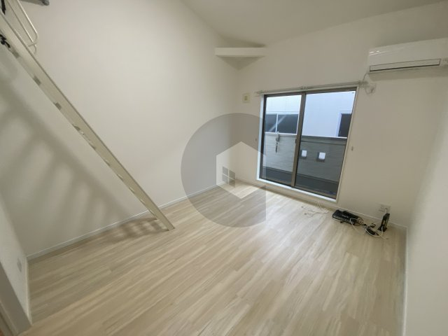 エムズコート吉田の居間・リビング