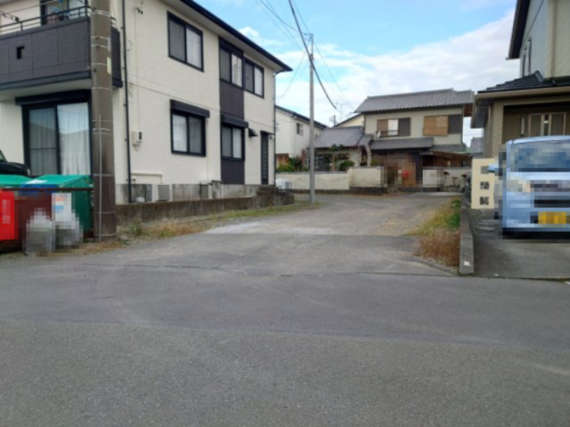 【前面道路含む現地写真】の画像