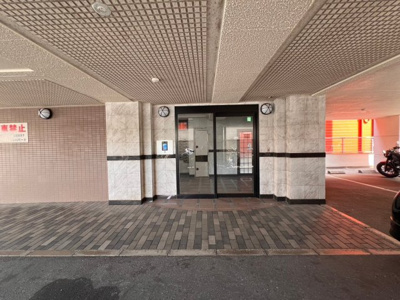 【エントランス】 | ハーバード・アイビー・スクエア