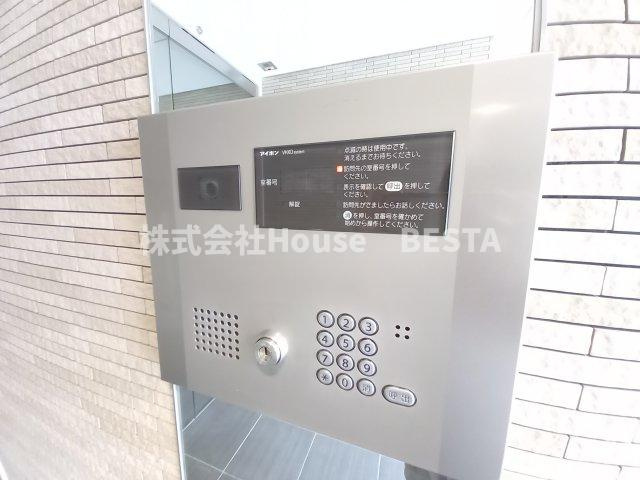 アドバンス神戸アルティスのエントランス