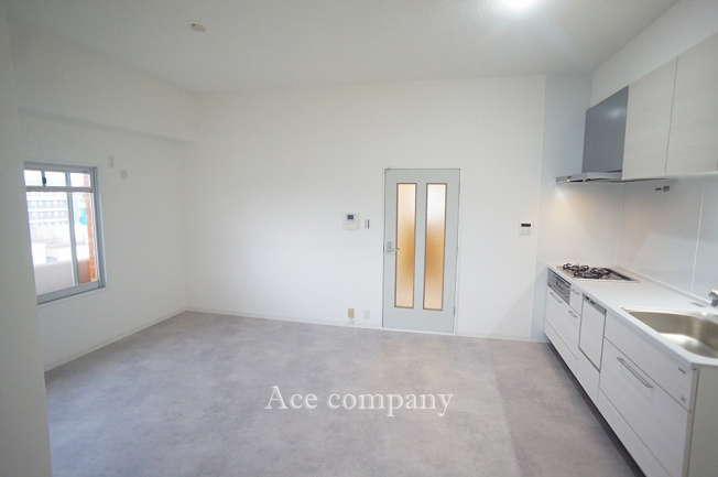 【居間・リビング】 | ハイマート弥刀弐番館 | 【LDK：約11.75帖】