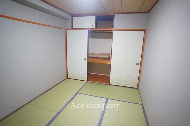 【寝室】 | ハイマート弥刀弐番館 | 【和室6帖】押し入れ完備です♪