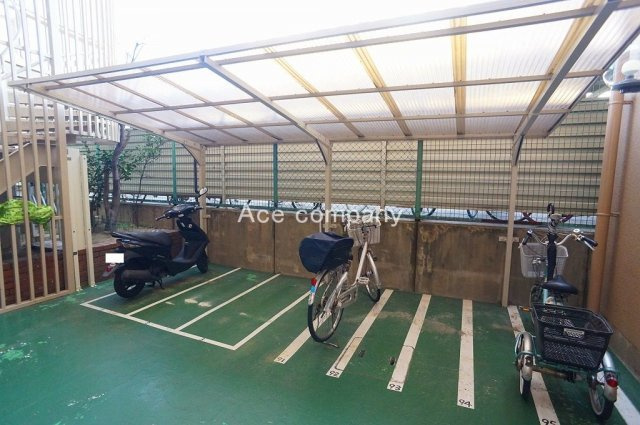 【駐輪場】の画像