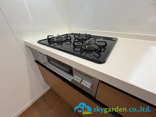 茅ヶ崎市香川4丁目　新築戸建　全3棟3号棟のキッチン|ガスコンロ・グリル