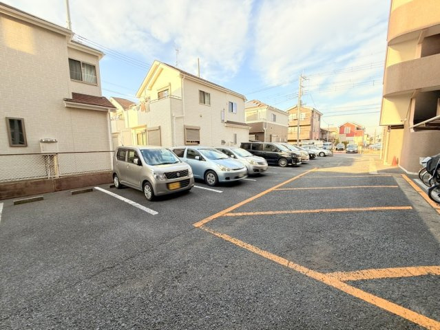 エス・バイ・エルマンション越谷の駐車場|共用部・駐車場