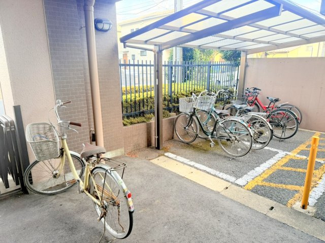 エス・バイ・エルマンション越谷の駐輪場|共用部・駐輪場