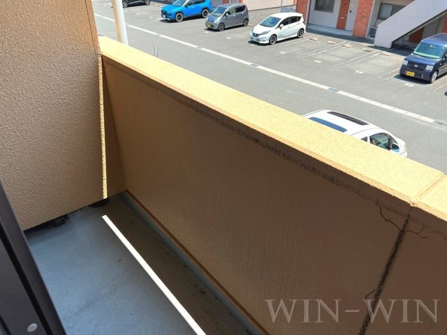 ブロードタウン神野 Ⅱ D棟のバルコニー