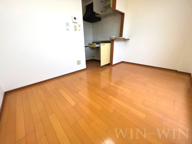 ブロードタウン神野 Ⅱ D棟の居間・リビング