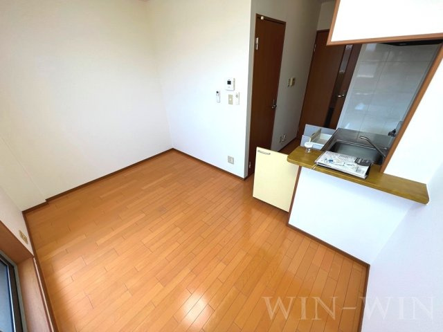 ブロードタウン神野 Ⅱ D棟の居間・リビング