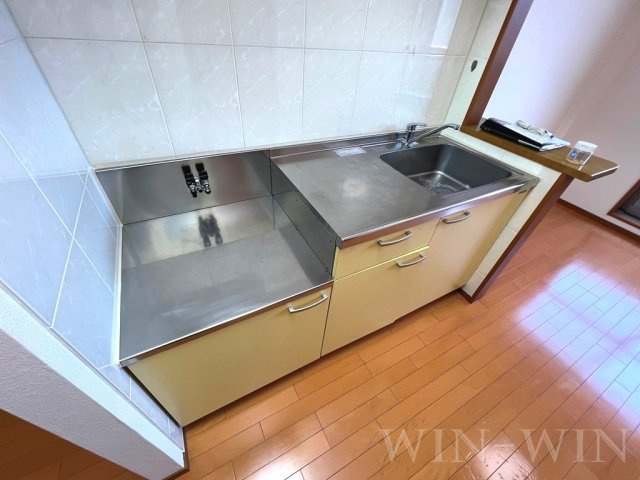 ブロードタウン神野 Ⅱ D棟のキッチン