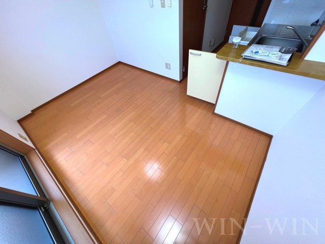 ブロードタウン神野 Ⅱ D棟の居間・リビング