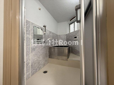 【浴室】 | 中浜3丁目貸家 | 落ち着いた空間のお風呂です