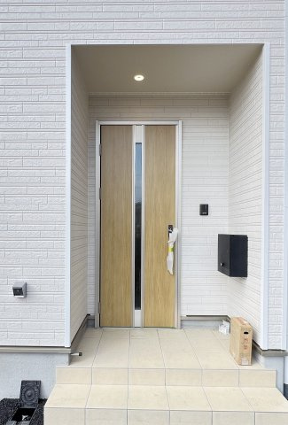 橿原市大久保町　第1期全４棟の玄関|毎日通る玄関はこちらです