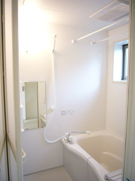 ルーチェⅡの浴室