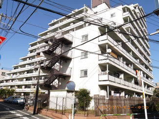 【外観】 | SRC造の重厚感ある総戸数185戸のビッグコミュニティ。