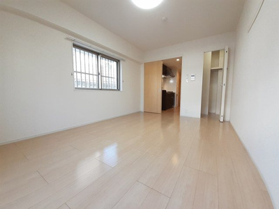 【内装】 | リメインズ　めぐみ | おしゃれな内装です