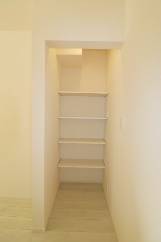 郡山市大槻町字針生　　　1号棟　　　開成小学校、郡山１中学区の収納|リビング収納♪